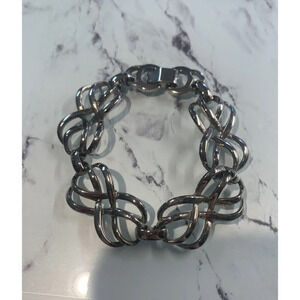 Vintage Sperry Signed Silver tone Link Bracelet (J83)